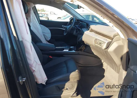 2022 Audi E-Tron Sportback Premium S Line Quattro from USA, damaged, VIN WA11AAGE5NB020257